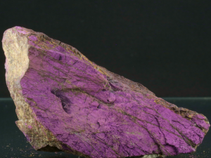 Purpuryt (ang. Purpurite)