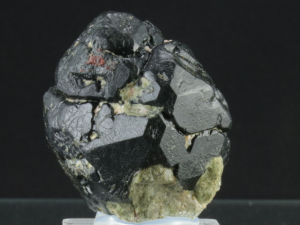 Spinel (ang. Spinel)