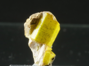 Ettryngit (ang. Ettringite)