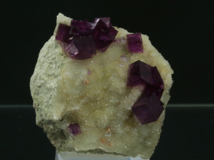 Fluoryt (ang. Fluorite)
