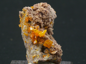 Wulfenit (ang. Wulfenite)