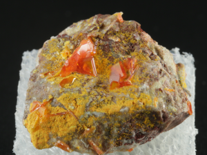 Wulfenit (ang. Wulfenite)