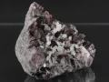 Rzadki minerał aksynit z Peru.