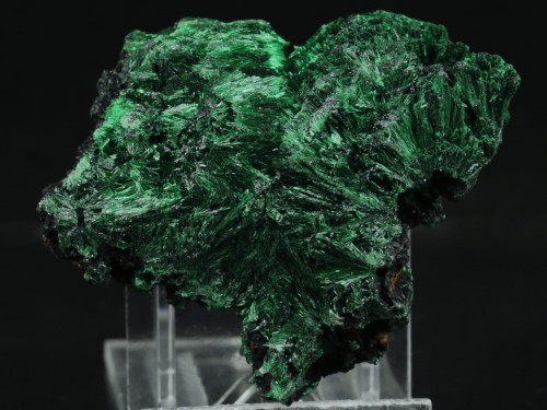 Kolekcjonerski okaz naturalnego malachitu krystalicznego
