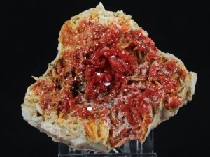 Wanadynit (ang. Vanadinite)