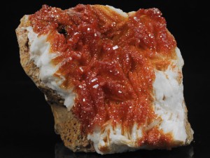 Wanadynit (ang. Vanadinite)