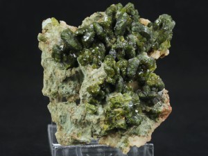 Epidot (ang. Epidote)