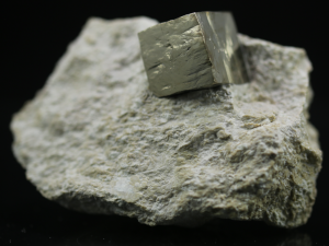 Piryt (ang. Pyrite)