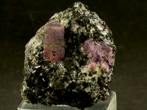 Korund, szafir (ang. Corundum, sapphire)