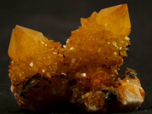 Kwarc kaktusowy z limonitem (ang. Cactus quartz with limonite)
