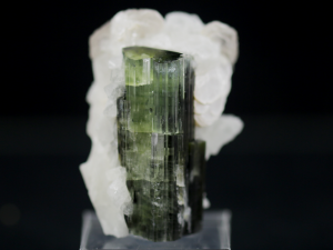 Turmalin (ang. Tourmaline)