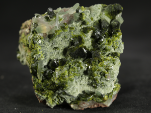 Epidot (ang. Epidote)