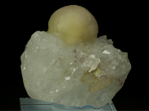 Fluoryt (ang. Fluorite)