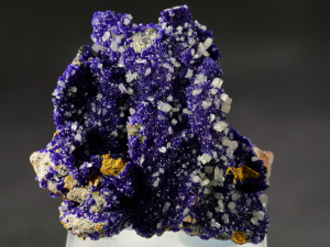 Azuryt , cerusyt (ang. Azurite, cerussite)