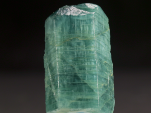 Apatyt (ang. Apatite)