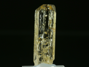 Topaz imperialny (ang. Imperial topaz)