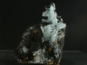 Baryt (ang. Barite)