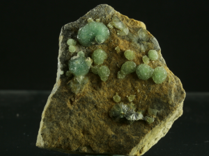 Wavellit (ang. Wavellite)