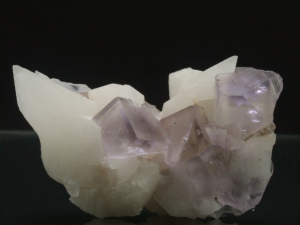 Fluoryt (ang. Fluorite)