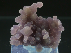 Ametyst gronowy (ang. Grape amethyst)