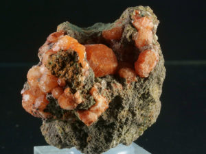 Analcym -Fe (ang. Analcime)