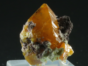 Wulfenit (ang. Wulfenite)