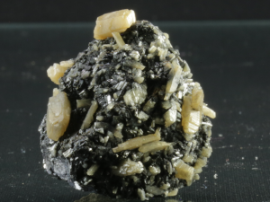 Cerusyt (ang. Cerussite)